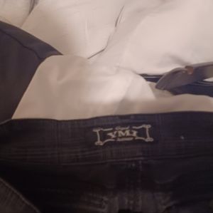 A pair of YMI cute pair of black short shorts size 5